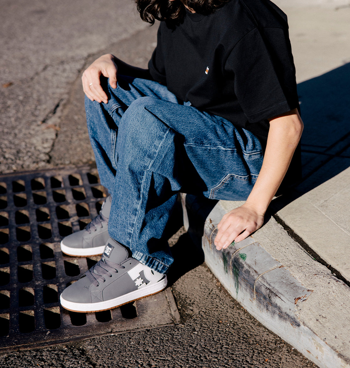 DC Shoes Court graffik leather trainers in dk grey/black/white DC Shoes Court graffik leather trainers in dk grey/black/white