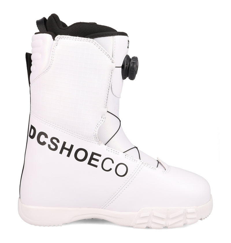 A white Men's Court Graffik BOA® Snowboard Boot by DC Shoes featuring "DCSHOECO" in black lettering on the side, a black inner lining, and a front BOA Fit System dial.