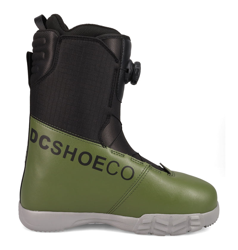 A green and black Men's Court Graffik BOA® Snowboard Boot by DC Shoes with a white sole, featuring “DCSHOECO” text on the side and a round BOA® Fit System tightening dial on the upper front for quick, precise adjustments.
