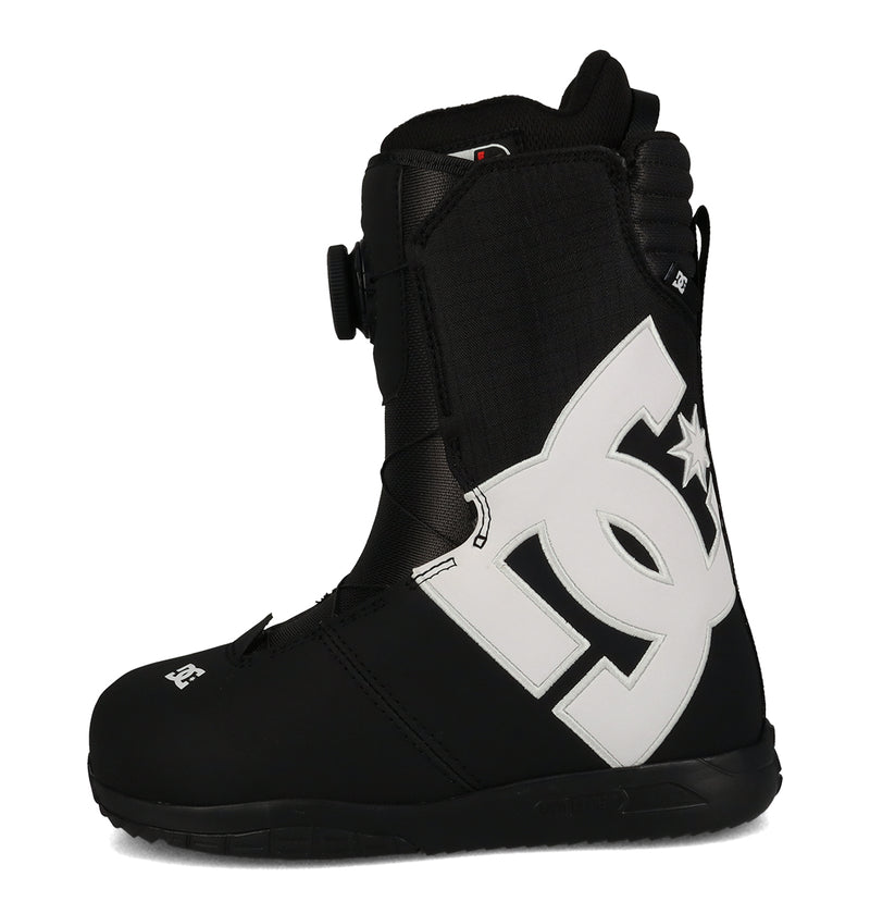 The DC Shoes Women's Court Graffik BOA® Snowboard Boots feature a sleek black design with a prominent white DC logo on the side, a durable sole, and excellent ankle support. These skate-inspired boots are ideal for snowboarding and come equipped with the BOA® Fit System for quick and easy adjustments.
