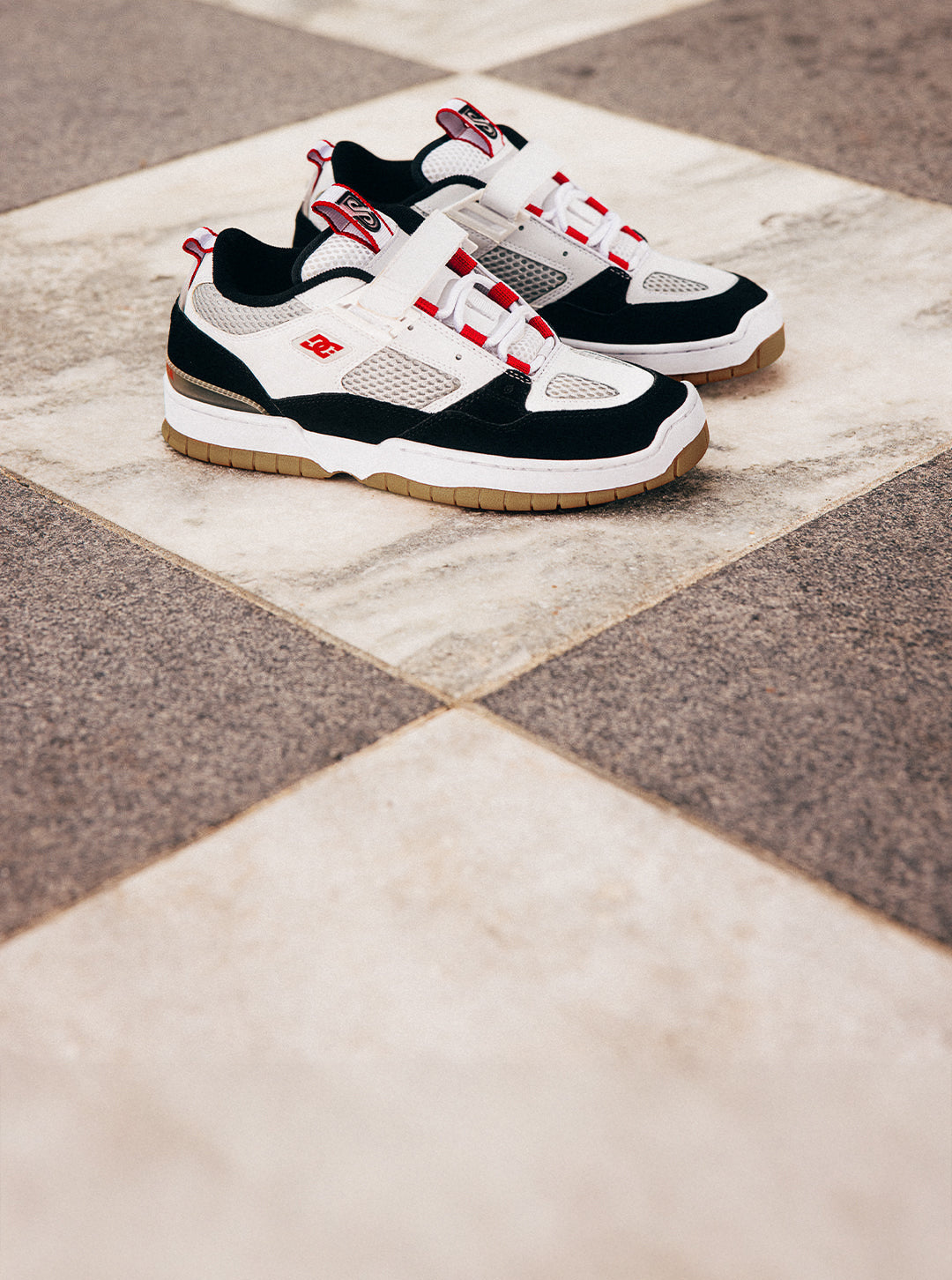 Men's Court Graffik Shoes