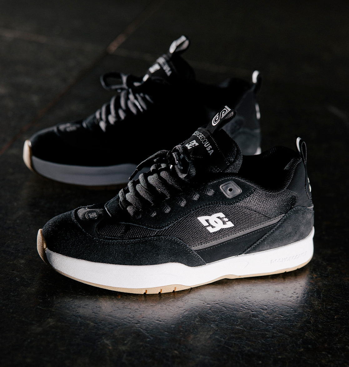 Men's JS-2 Shanahan Pro Skate Shoes – DC Shoes