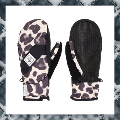 Pair of mittens with leopard print pattern on a white background